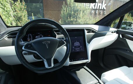 Tesla Model X I, 2018 год, 3 300 000 рублей, 9 фотография