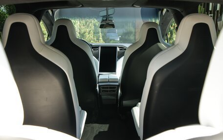 Tesla Model X I, 2018 год, 3 300 000 рублей, 18 фотография