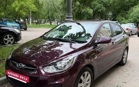 Hyundai Solaris II рестайлинг, 2012 год, 720 000 рублей, 2 фотография