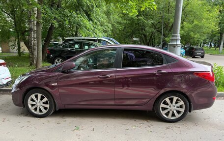 Hyundai Solaris II рестайлинг, 2012 год, 720 000 рублей, 5 фотография