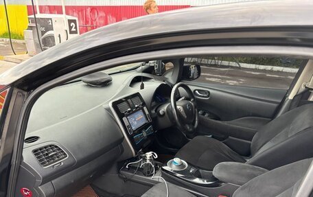 Nissan Leaf I, 2013 год, 600 000 рублей, 2 фотография