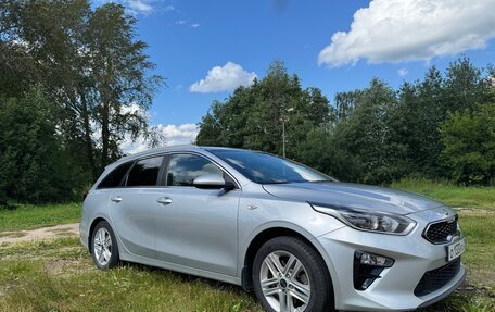 KIA cee'd III, 2019 год, 1 999 000 рублей, 4 фотография
