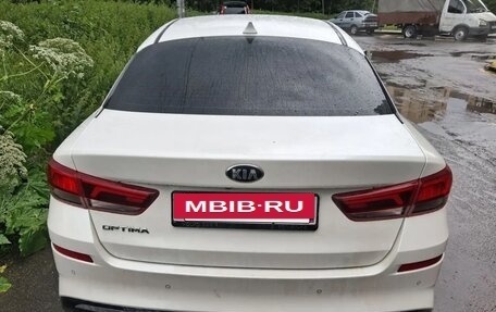 KIA Optima IV, 2019 год, 1 900 000 рублей, 2 фотография