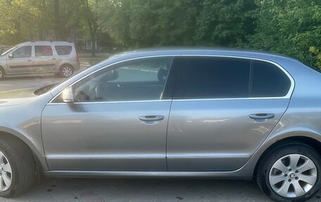 Skoda Superb III рестайлинг, 2010 год, 850 000 рублей, 8 фотография