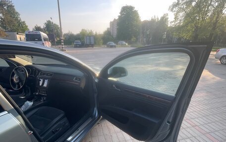 Skoda Superb III рестайлинг, 2010 год, 850 000 рублей, 21 фотография