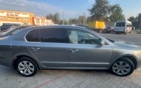 Skoda Superb III рестайлинг, 2010 год, 850 000 рублей, 19 фотография