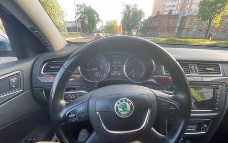 Skoda Superb III рестайлинг, 2010 год, 850 000 рублей, 31 фотография