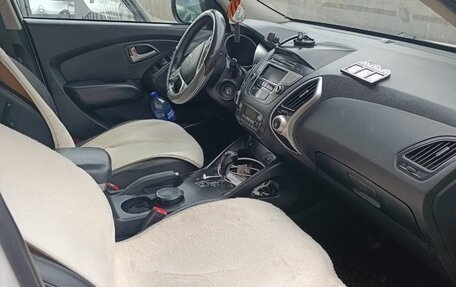 Hyundai ix35 I рестайлинг, 2012 год, 900 000 рублей, 5 фотография