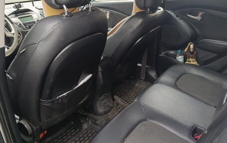 Hyundai ix35 I рестайлинг, 2012 год, 900 000 рублей, 9 фотография