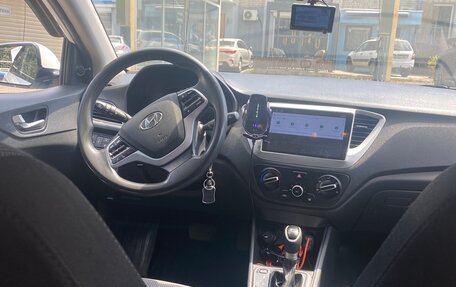 Hyundai Solaris II рестайлинг, 2020 год, 1 350 000 рублей, 6 фотография