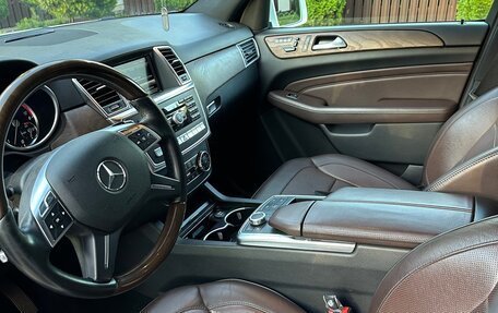 Mercedes-Benz M-Класс, 2012 год, 2 750 000 рублей, 7 фотография