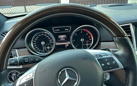 Mercedes-Benz M-Класс, 2012 год, 2 750 000 рублей, 8 фотография