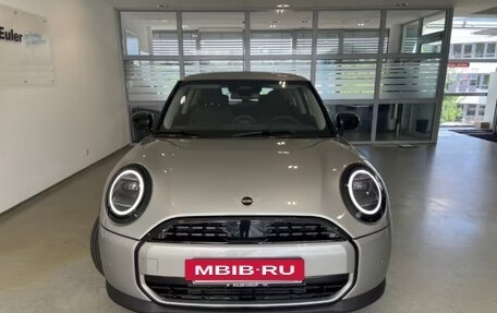 MINI Hatch, 2025 год, 3 571 527 рублей, 2 фотография