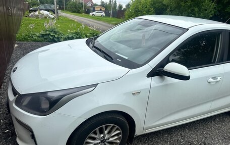 KIA Rio IV, 2018 год, 1 200 000 рублей, 3 фотография