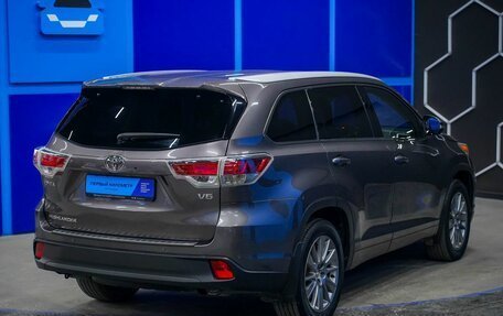 Toyota Highlander III, 2014 год, 2 650 000 рублей, 6 фотография