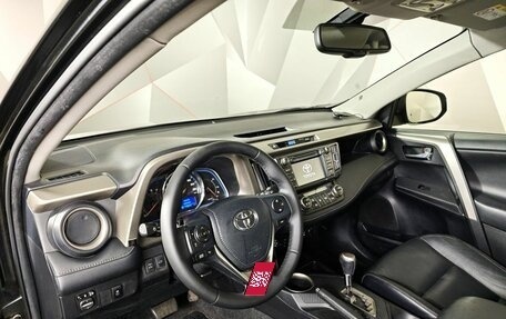 Toyota RAV4, 2014 год, 1 817 000 рублей, 18 фотография