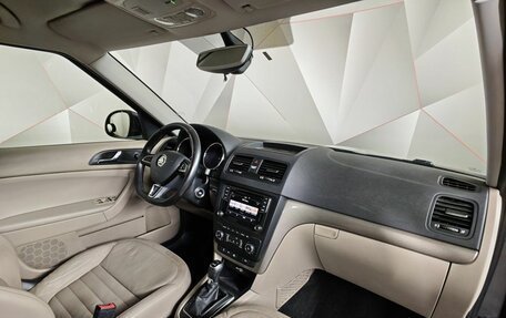 Skoda Yeti I рестайлинг, 2017 год, 1 555 000 рублей, 13 фотография
