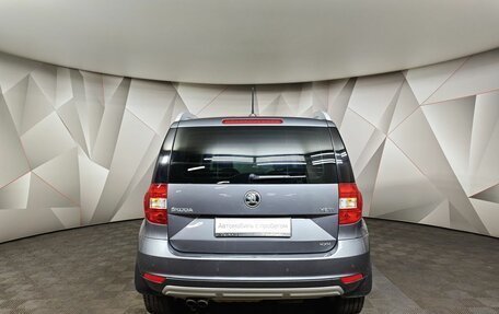 Skoda Yeti I рестайлинг, 2017 год, 1 555 000 рублей, 8 фотография