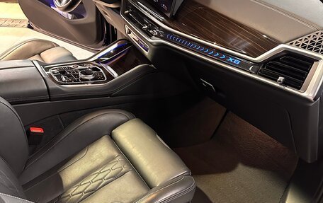 BMW X6, 2023 год, 13 000 000 рублей, 3 фотография