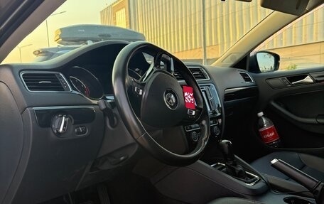 Volkswagen Jetta VI, 2016 год, 1 600 000 рублей, 4 фотография