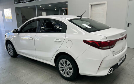 KIA Rio IV, 2021 год, 1 690 000 рублей, 4 фотография