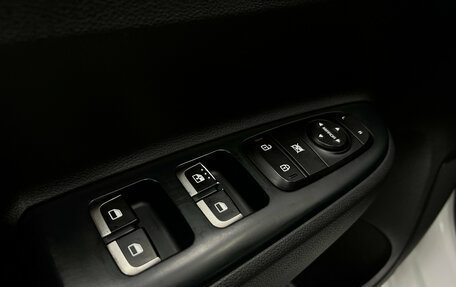 KIA Rio IV, 2021 год, 1 690 000 рублей, 6 фотография