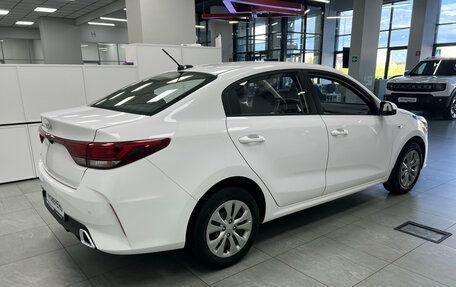 KIA Rio IV, 2021 год, 1 690 000 рублей, 5 фотография