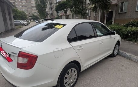 Skoda Rapid I, 2015 год, 830 000 рублей, 3 фотография