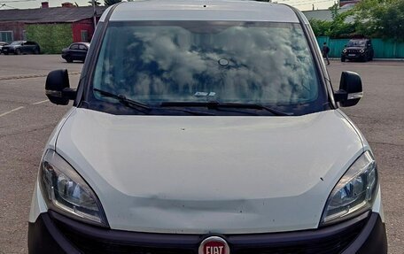 Fiat Doblo II рестайлинг, 2018 год, 900 000 рублей, 1 фотография