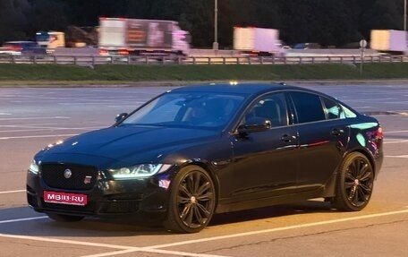 Jaguar XE I рестайлинг, 2018 год, 2 250 000 рублей, 1 фотография