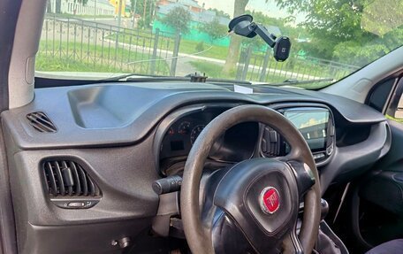 Fiat Doblo II рестайлинг, 2018 год, 900 000 рублей, 20 фотография