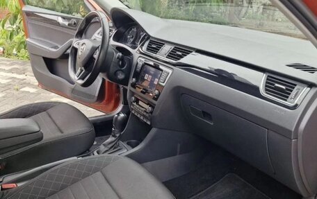 Skoda Rapid I, 2018 год, 1 350 000 рублей, 10 фотография