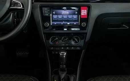 Skoda Rapid I, 2017 год, 1 249 000 рублей, 12 фотография