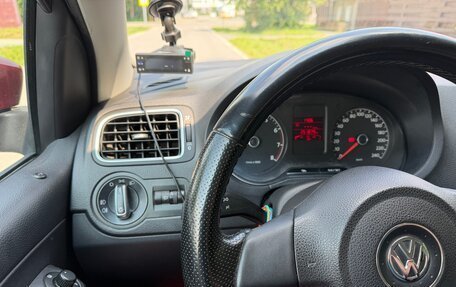 Volkswagen Polo VI (EU Market), 2011 год, 600 000 рублей, 9 фотография