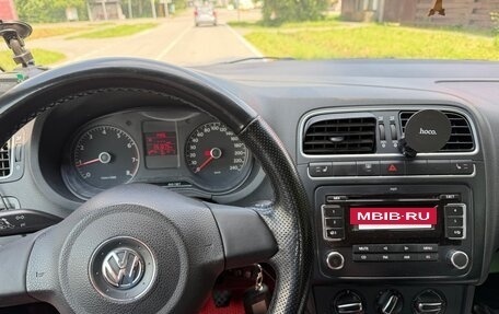 Volkswagen Polo VI (EU Market), 2011 год, 600 000 рублей, 11 фотография