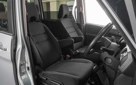 Nissan Serena IV, 2018 год, 2 399 000 рублей, 10 фотография