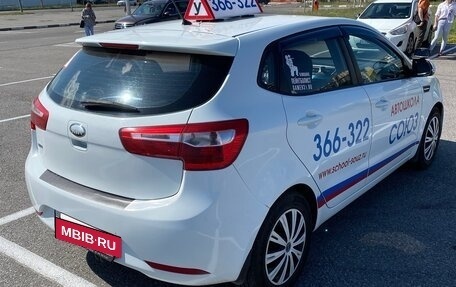 KIA Rio III рестайлинг, 2013 год, 650 000 рублей, 4 фотография