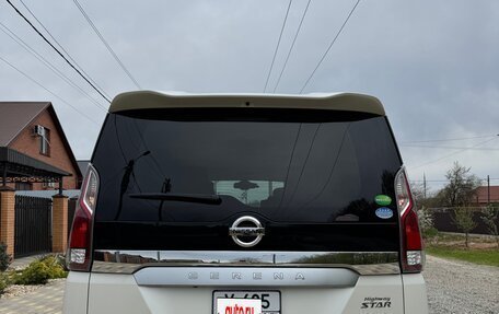 Nissan Serena IV, 2018 год, 1 700 000 рублей, 9 фотография