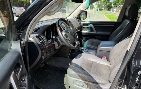 Toyota Land Cruiser 200, 2008 год, 2 600 000 рублей, 21 фотография