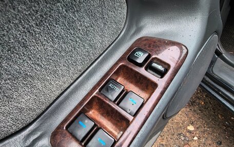 Nissan Maxima IV, 1998 год, 210 000 рублей, 8 фотография