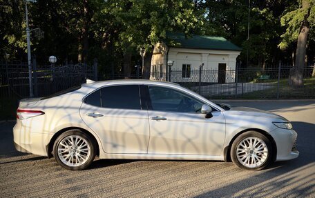 Toyota Camry, 2020 год, 3 450 000 рублей, 8 фотография