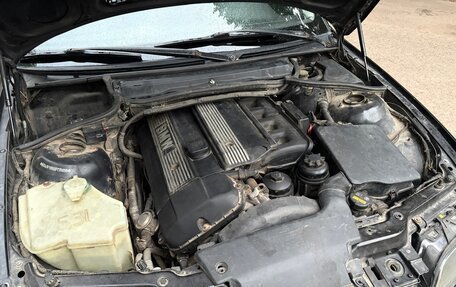 BMW 3 серия, 2001 год, 470 000 рублей, 19 фотография
