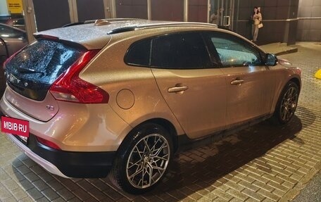 Volvo V40 Cross Country I, 2013 год, 1 000 000 рублей, 5 фотография