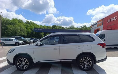 Mitsubishi Outlander III рестайлинг 3, 2015 год, 2 080 000 рублей, 4 фотография