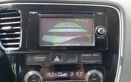Mitsubishi Outlander III рестайлинг 3, 2015 год, 2 080 000 рублей, 18 фотография