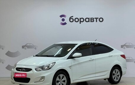 Hyundai Solaris II рестайлинг, 2013 год, 960 000 рублей, 1 фотография