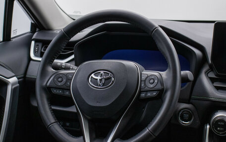 Toyota RAV4, 2023 год, 3 845 000 рублей, 16 фотография