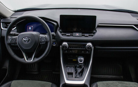 Toyota RAV4, 2023 год, 3 845 000 рублей, 14 фотография