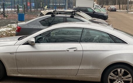 Mercedes-Benz E-Класс, 2009 год, 1 230 000 рублей, 3 фотография