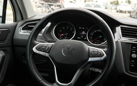 Volkswagen Tiguan II, 2021 год, 2 987 000 рублей, 14 фотография